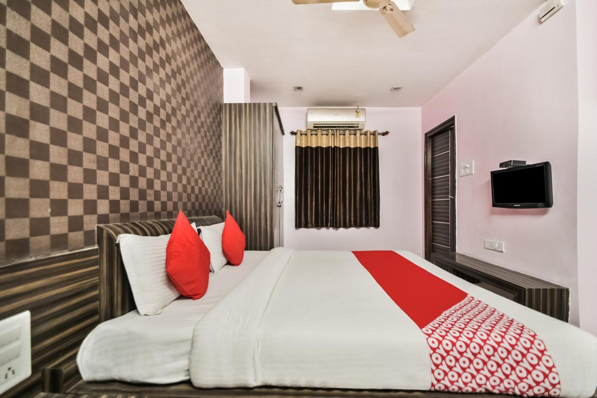 Oyo Hotel Ajanta Hamirgarh Dış mekan fotoğraf